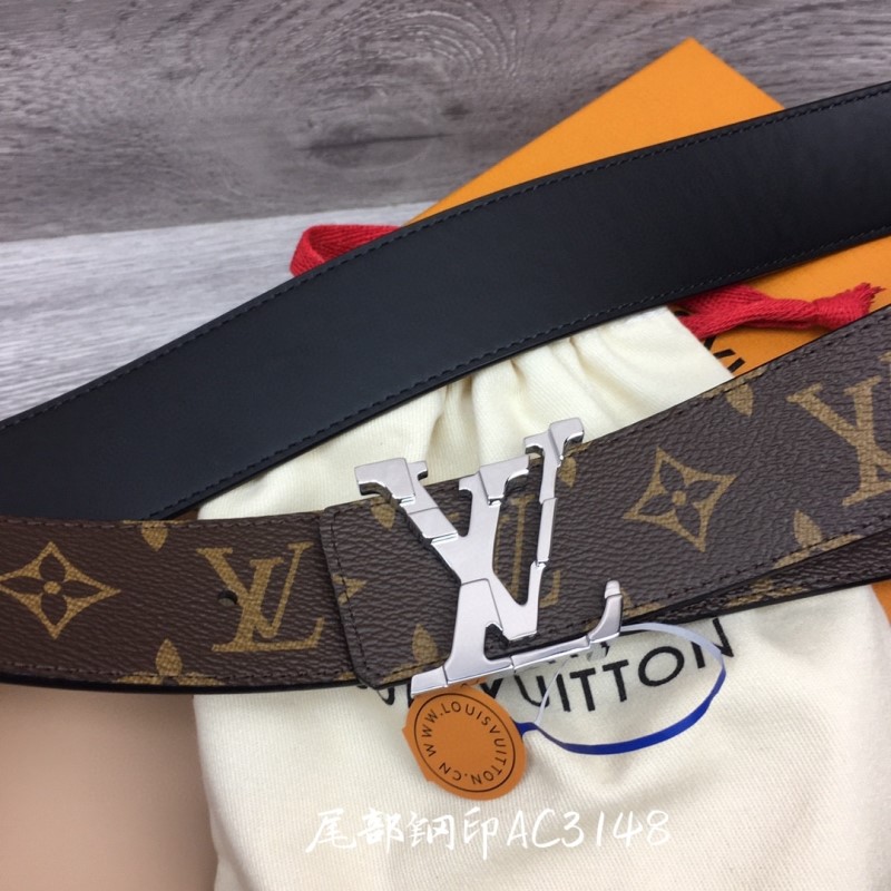 l0vis Vvtt0n belts